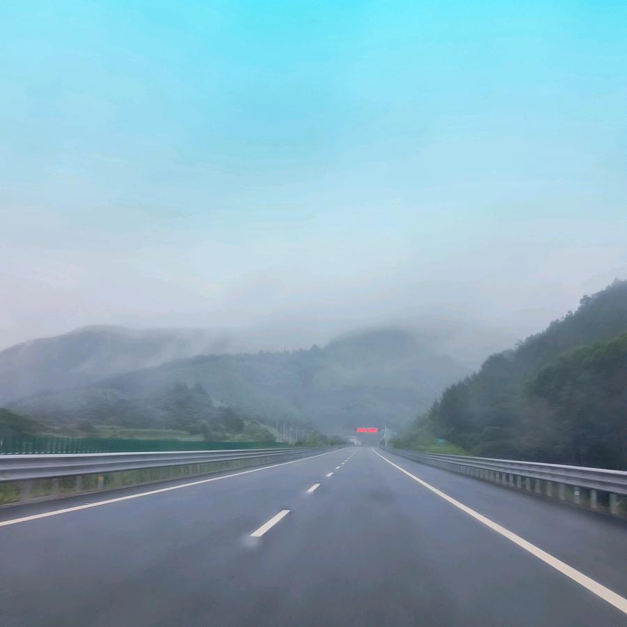 麦召延