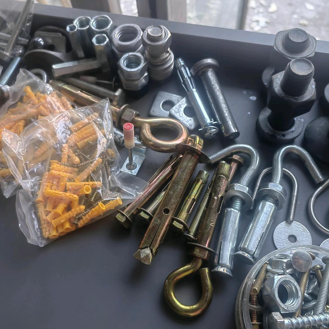 鑫恒达螺丝五金大全