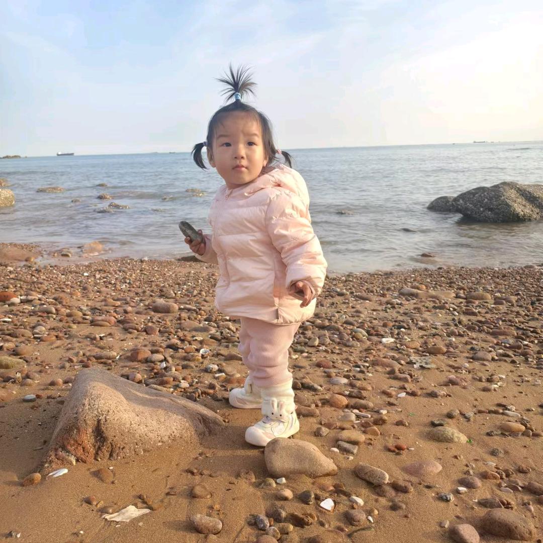 我是一朵，白玫瑰