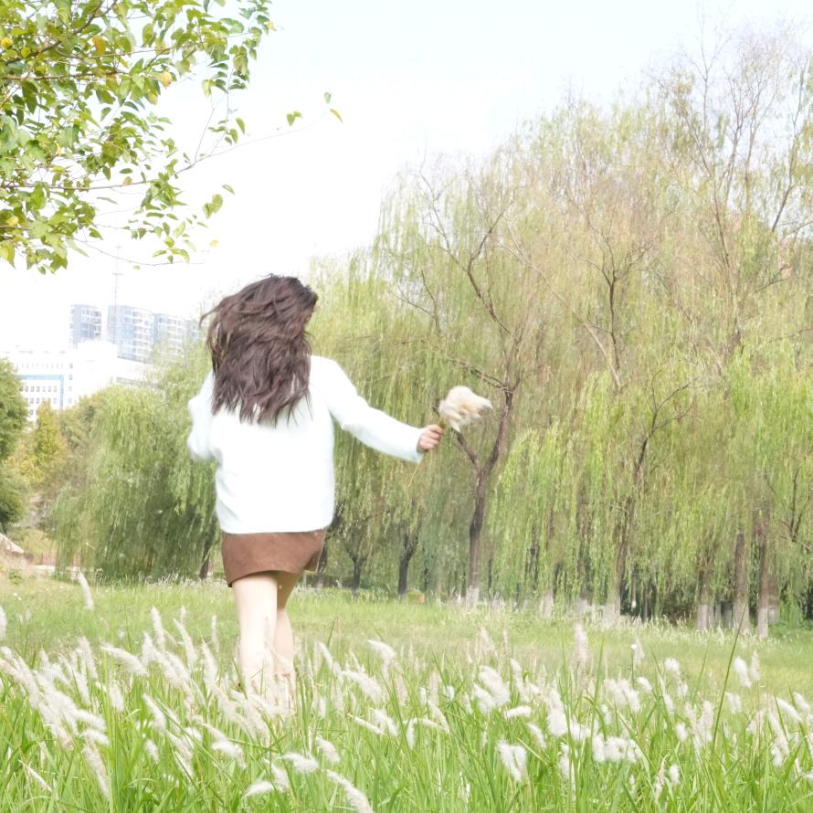 地产失业|勇闯美业的小何