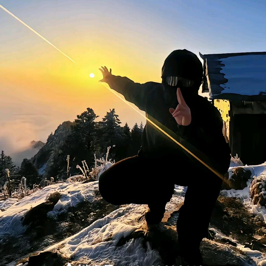 八岁锅盖头小学生