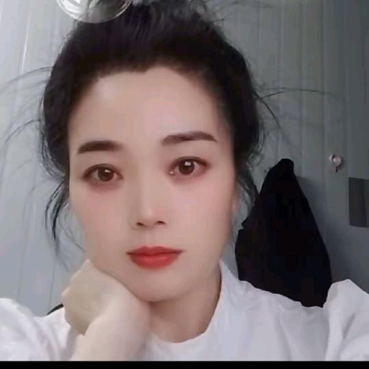 小希（21：10开播）