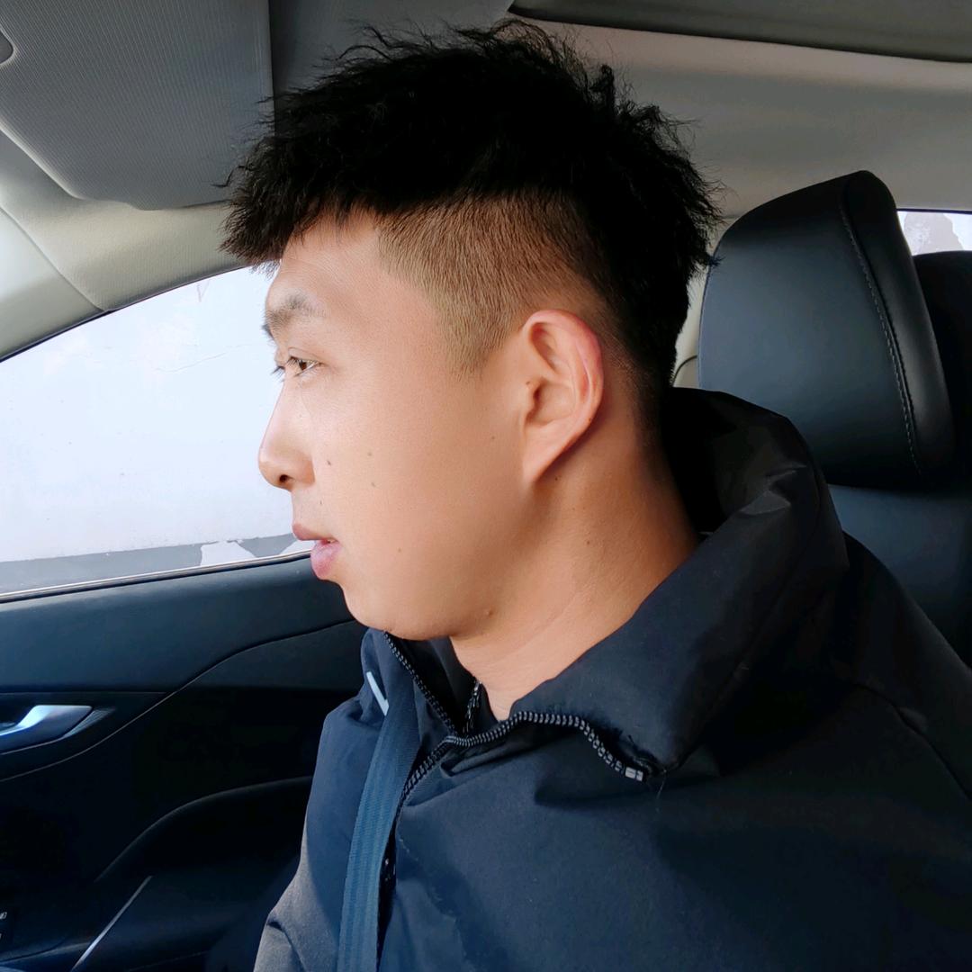 ，小梁鑫