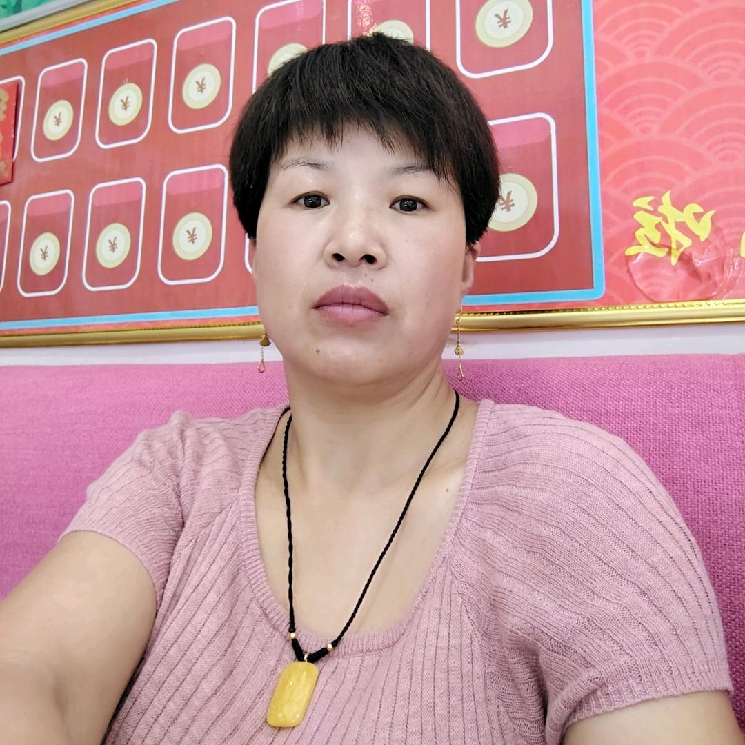 商河奥朗眼镜店王姐