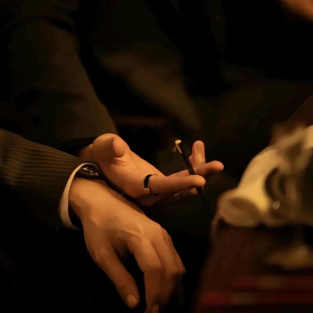 lyn(12群)☞ 噬佛F