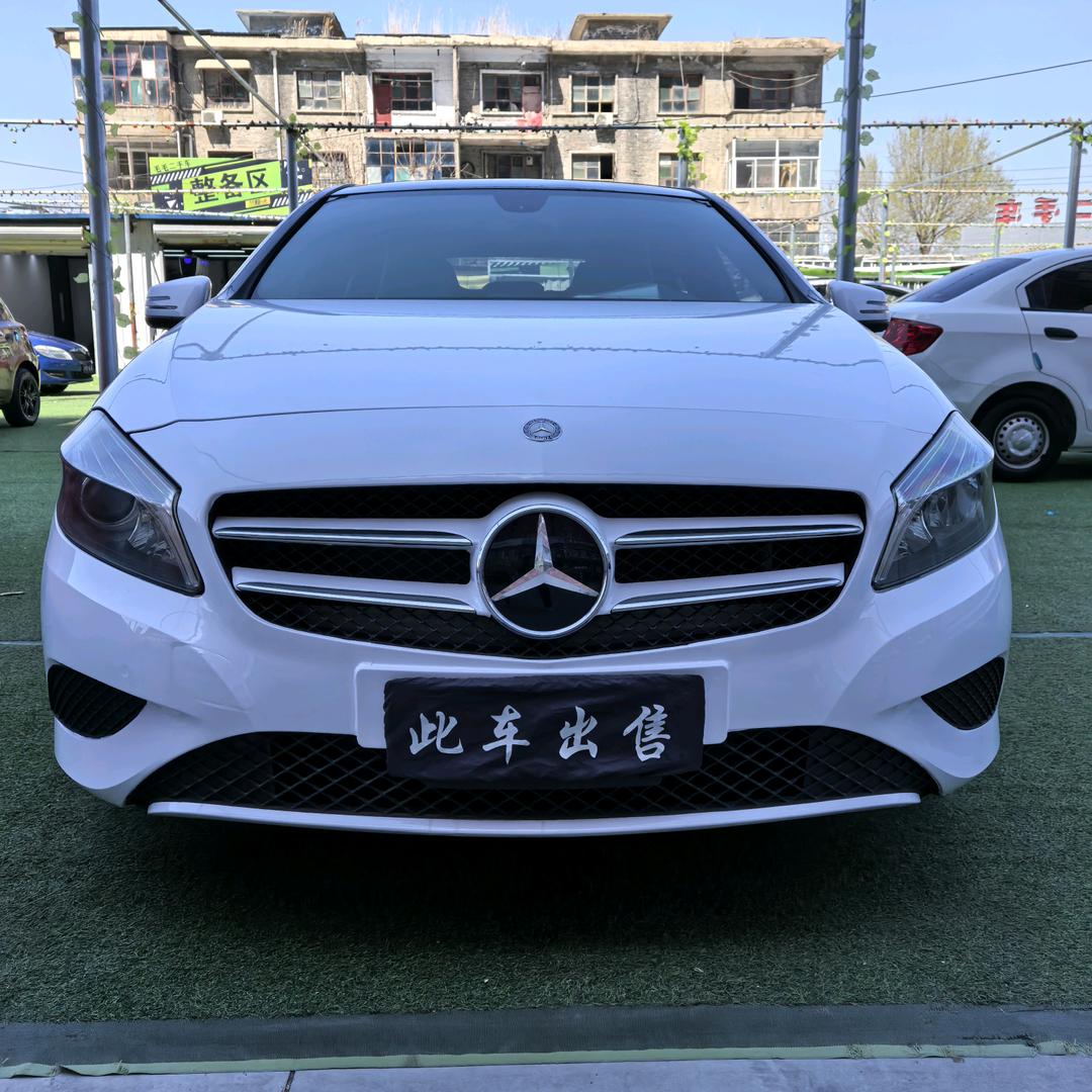 毛毛二手车-小张