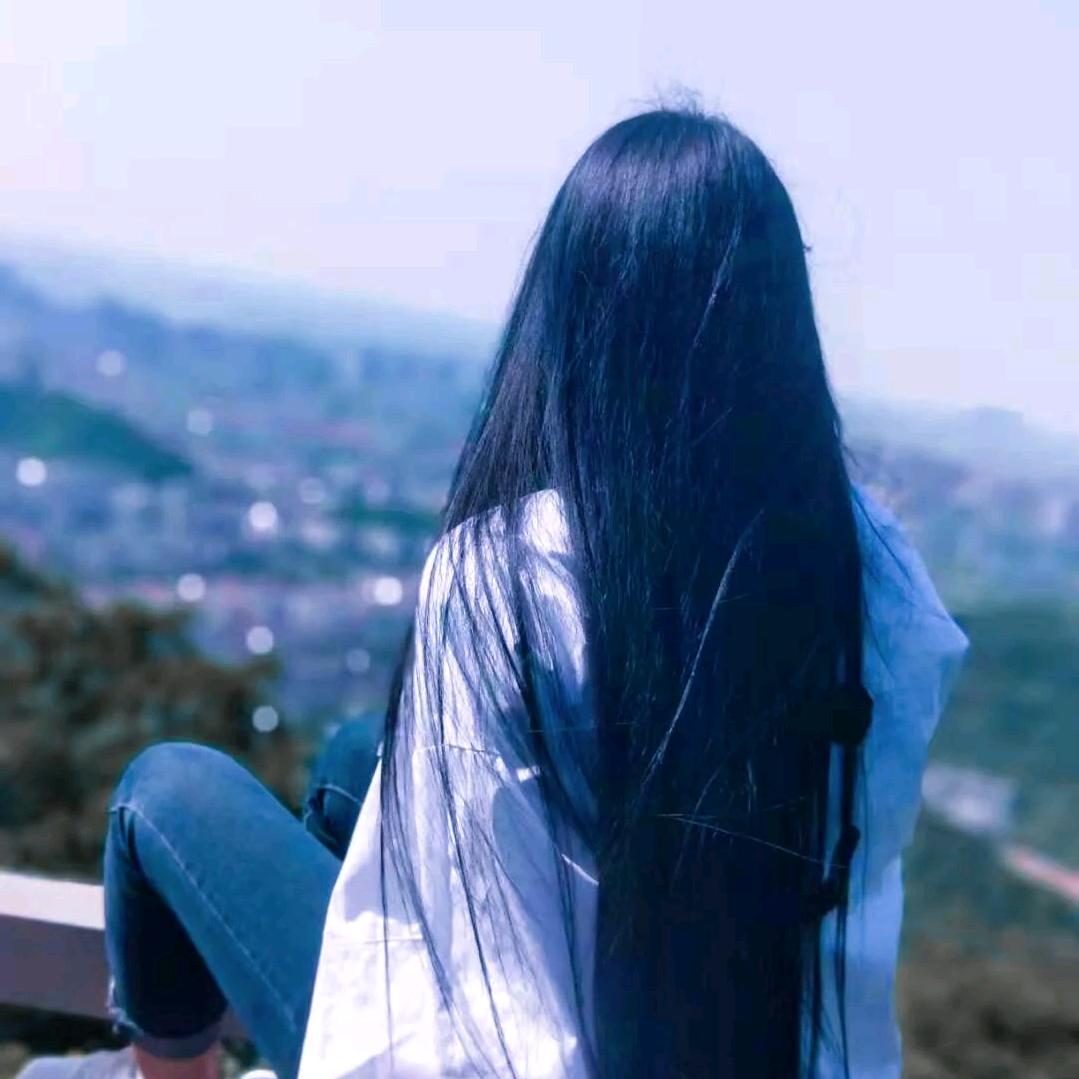 曲比果果