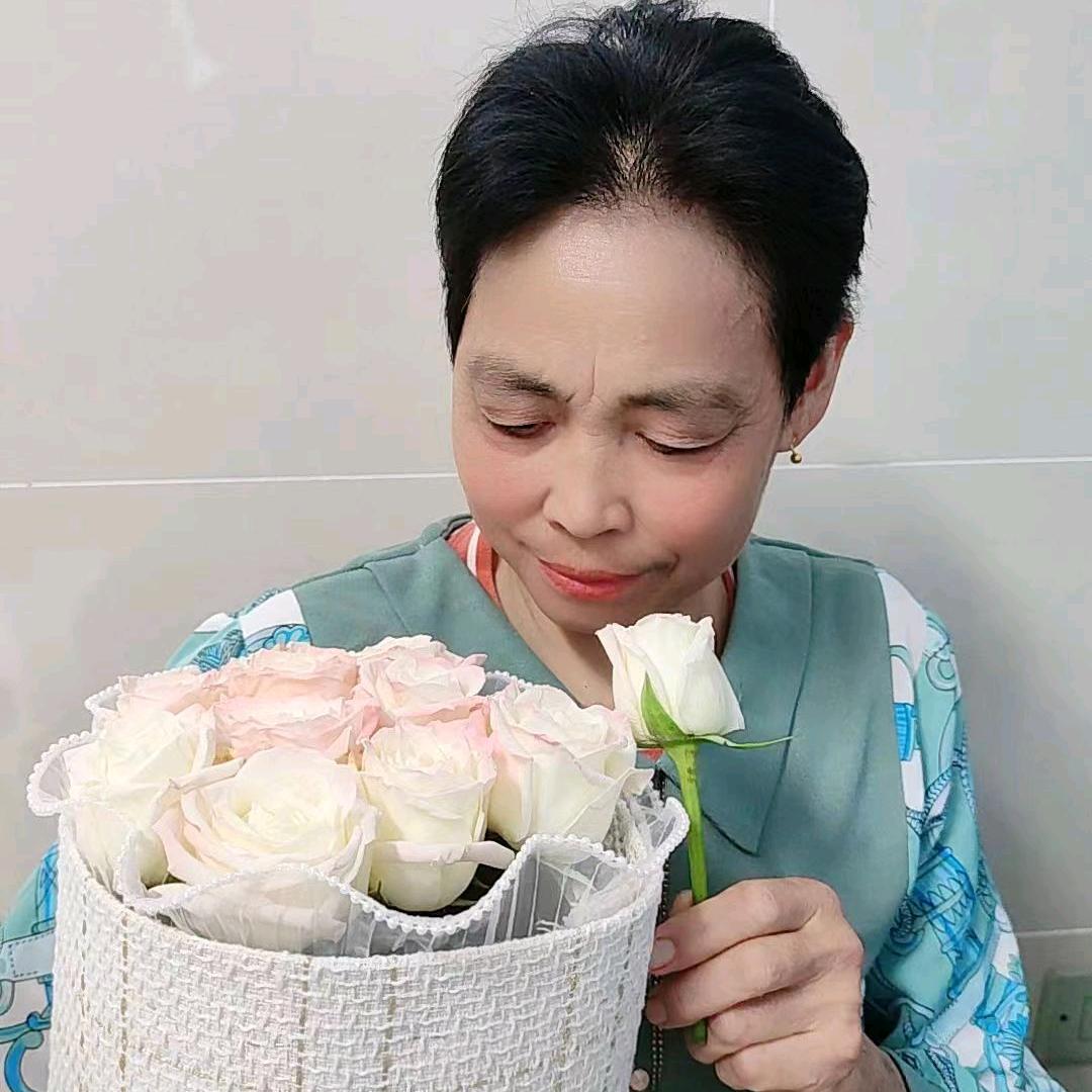 年轻的姥姥