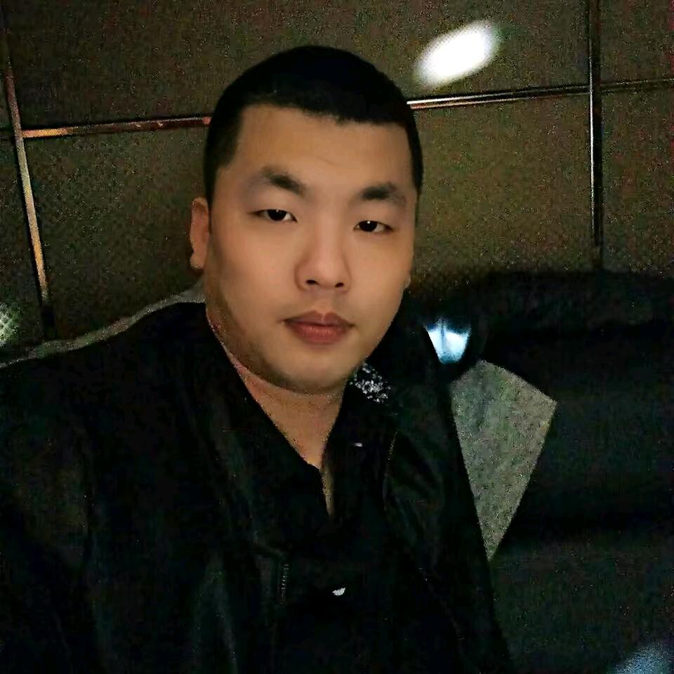 ༀ༒晚风吻尽裙摆༒ༀ