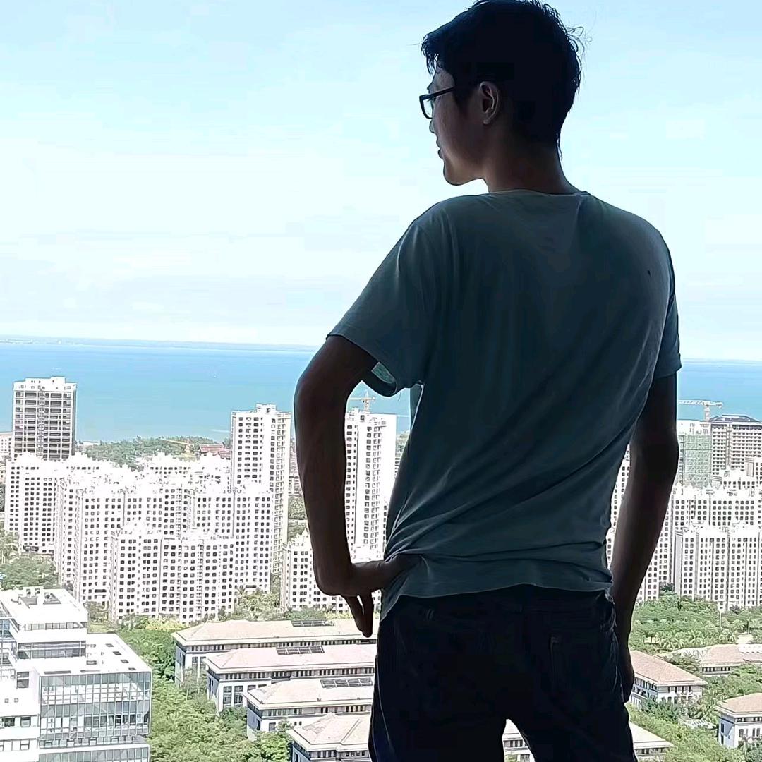 没心没肺活着不累i