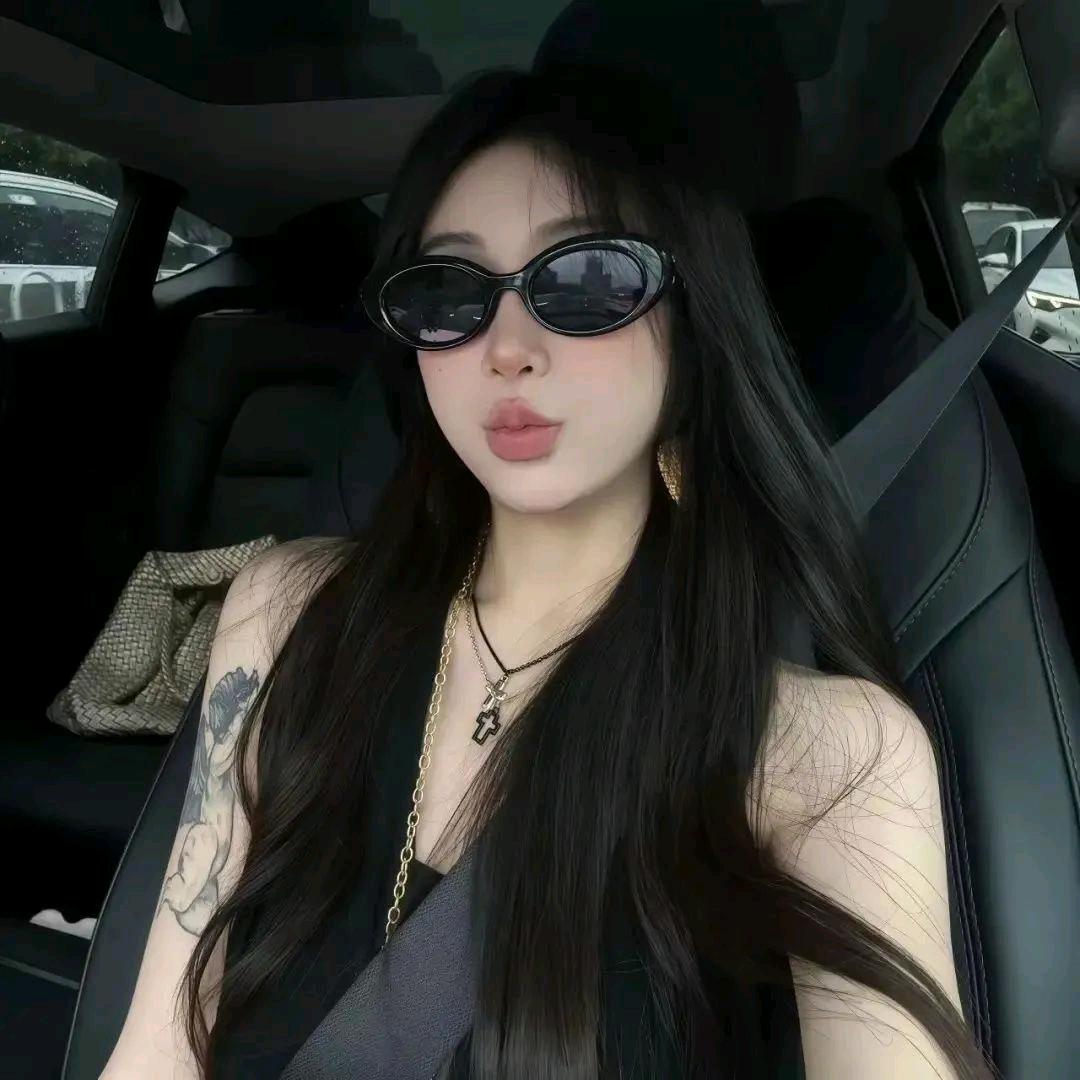 笨蛋美女