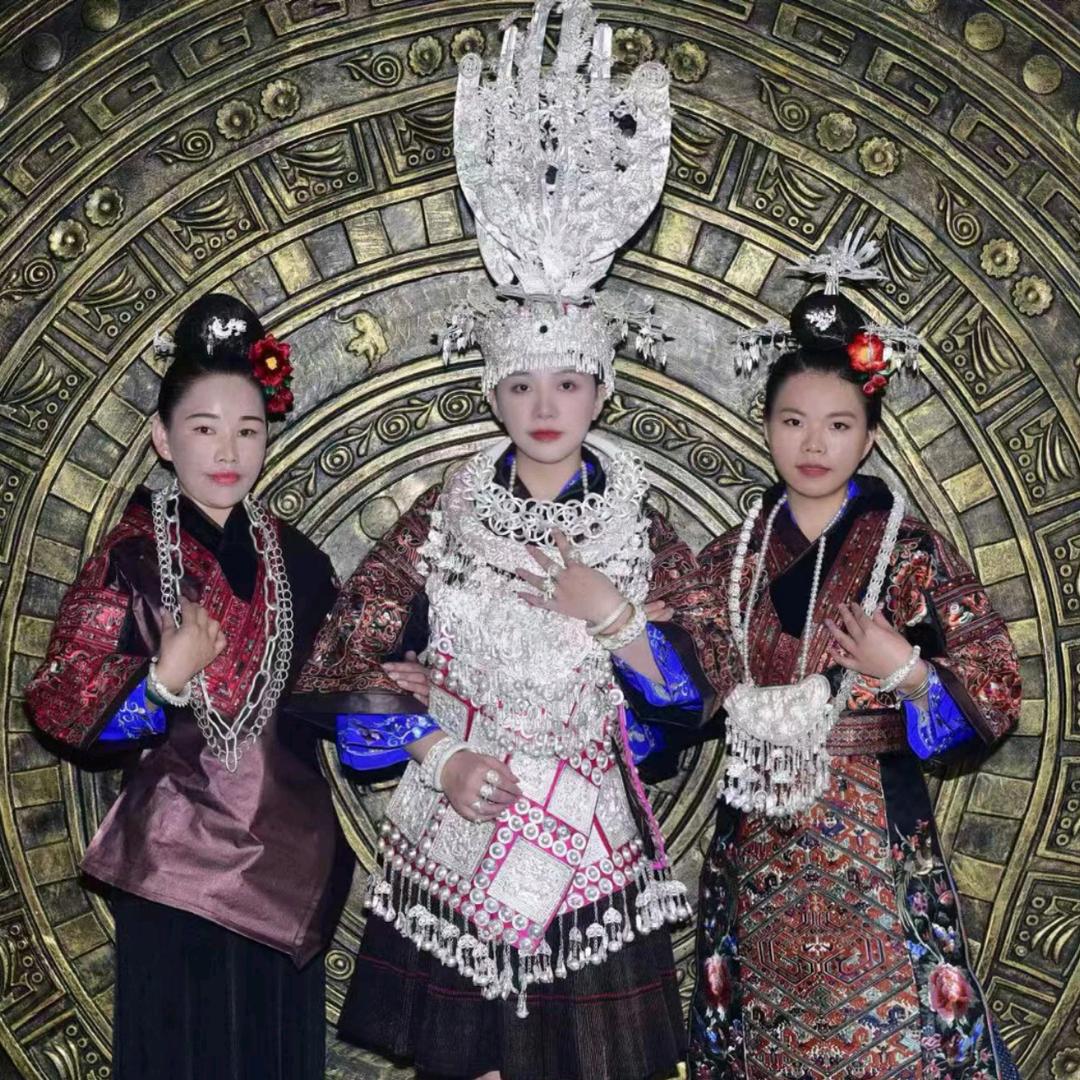 施洞蝶阿妹