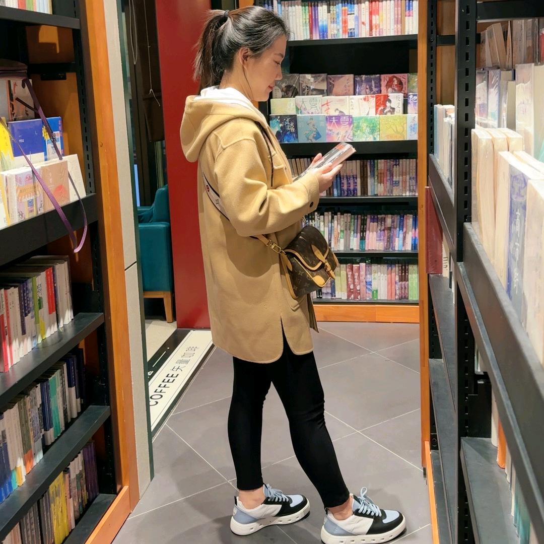 张💖云迪