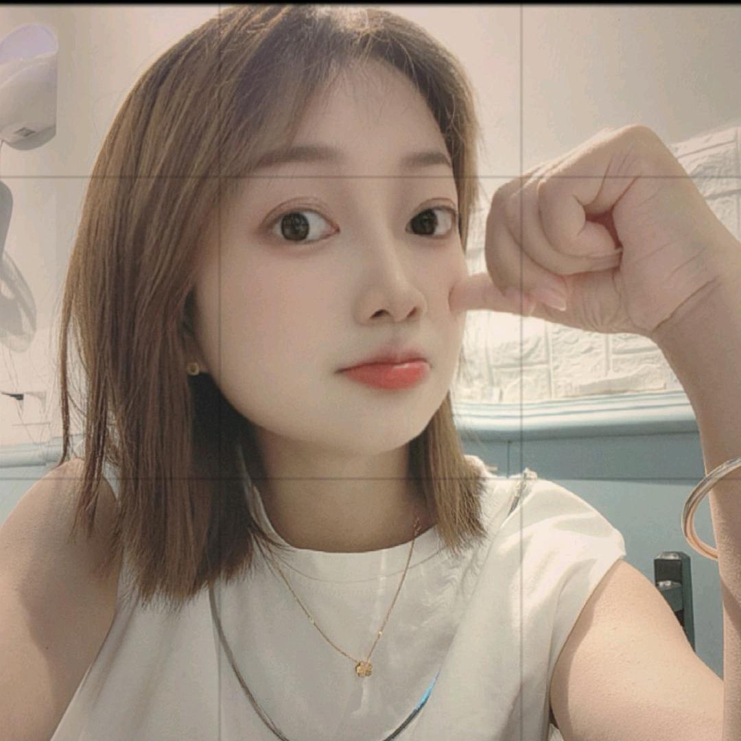 🌈卖手机的小姐姐