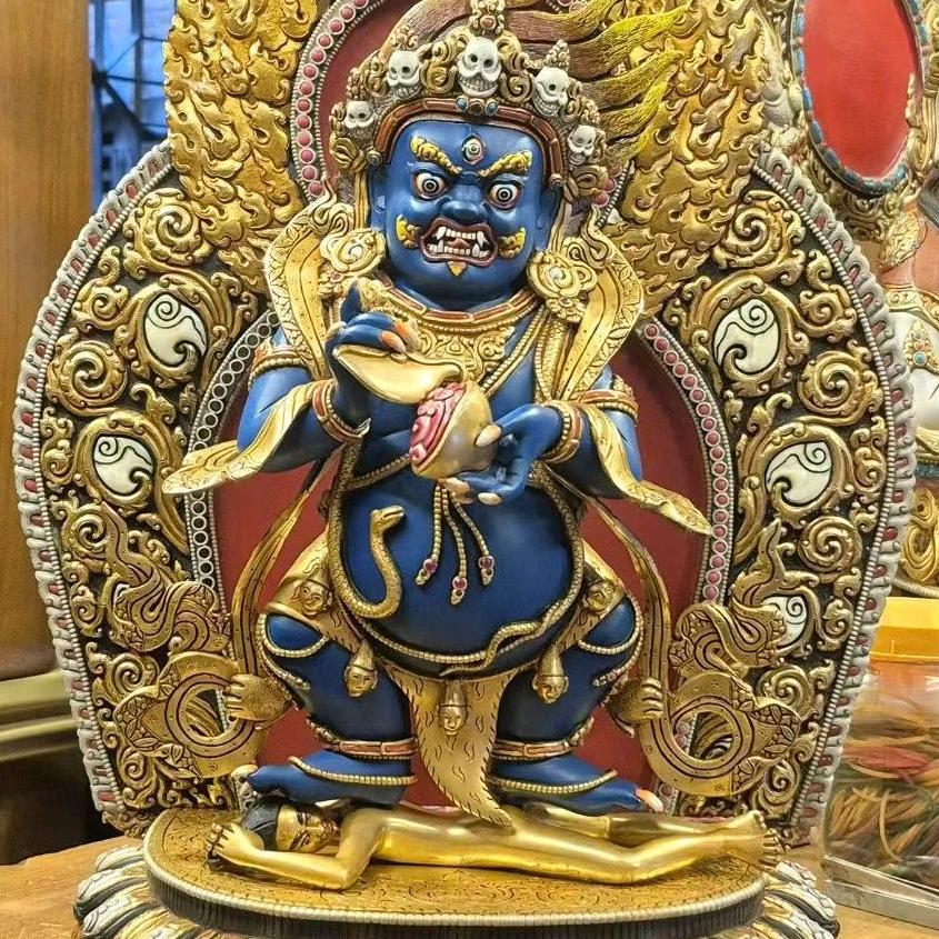 和田玉彩雕吊坠