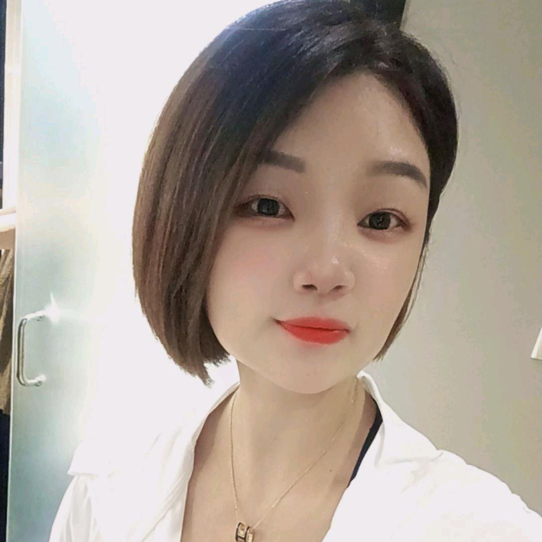 孟定尚品衣族店芬姐