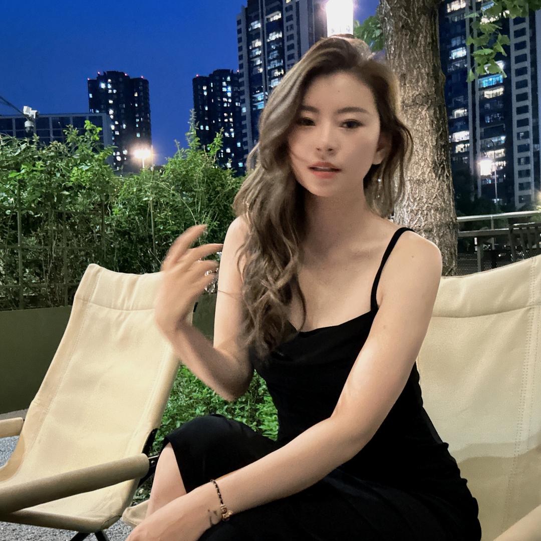 是茜雯呀