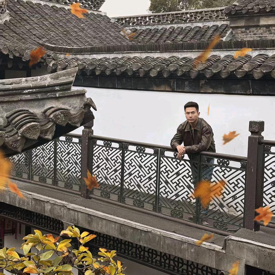 阿  强