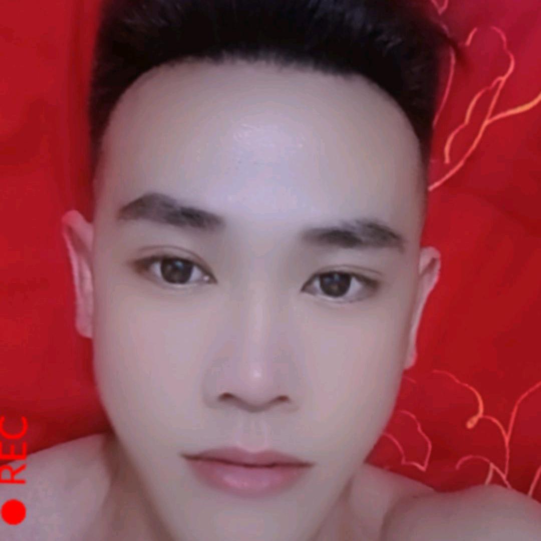 孟  二  少