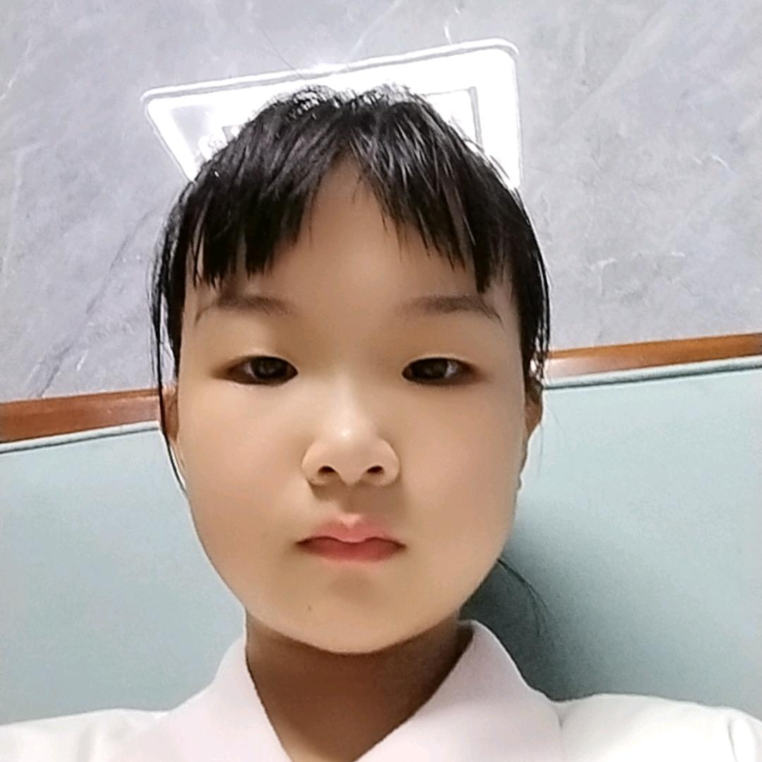 兰涵雪小美女♀