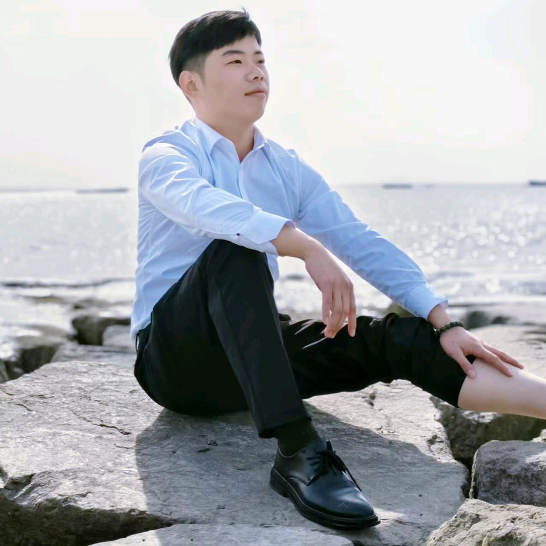 百优卡表弟电车