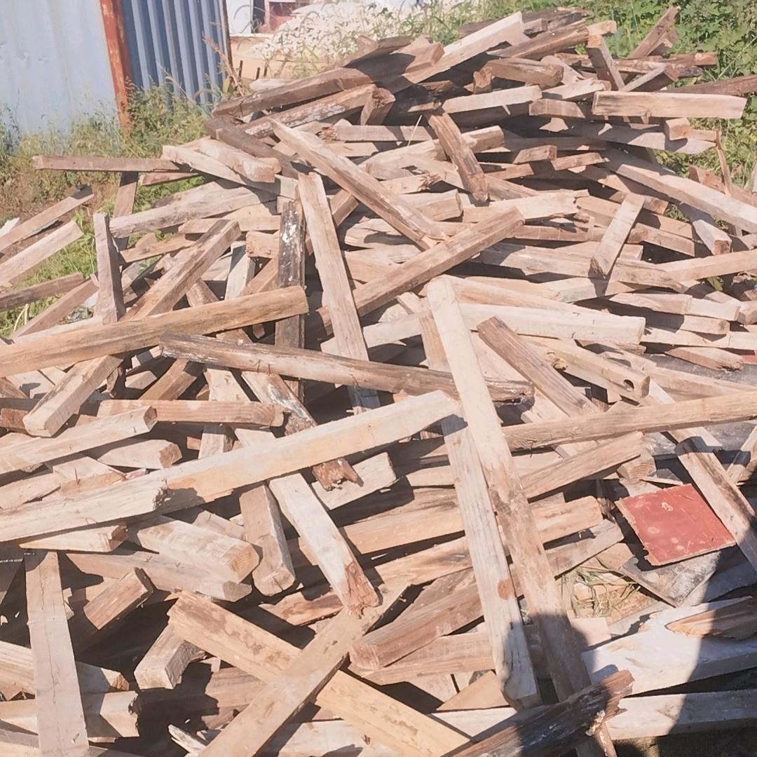 费旧物质回收，旧木方模板.铜.铝.钢筋头