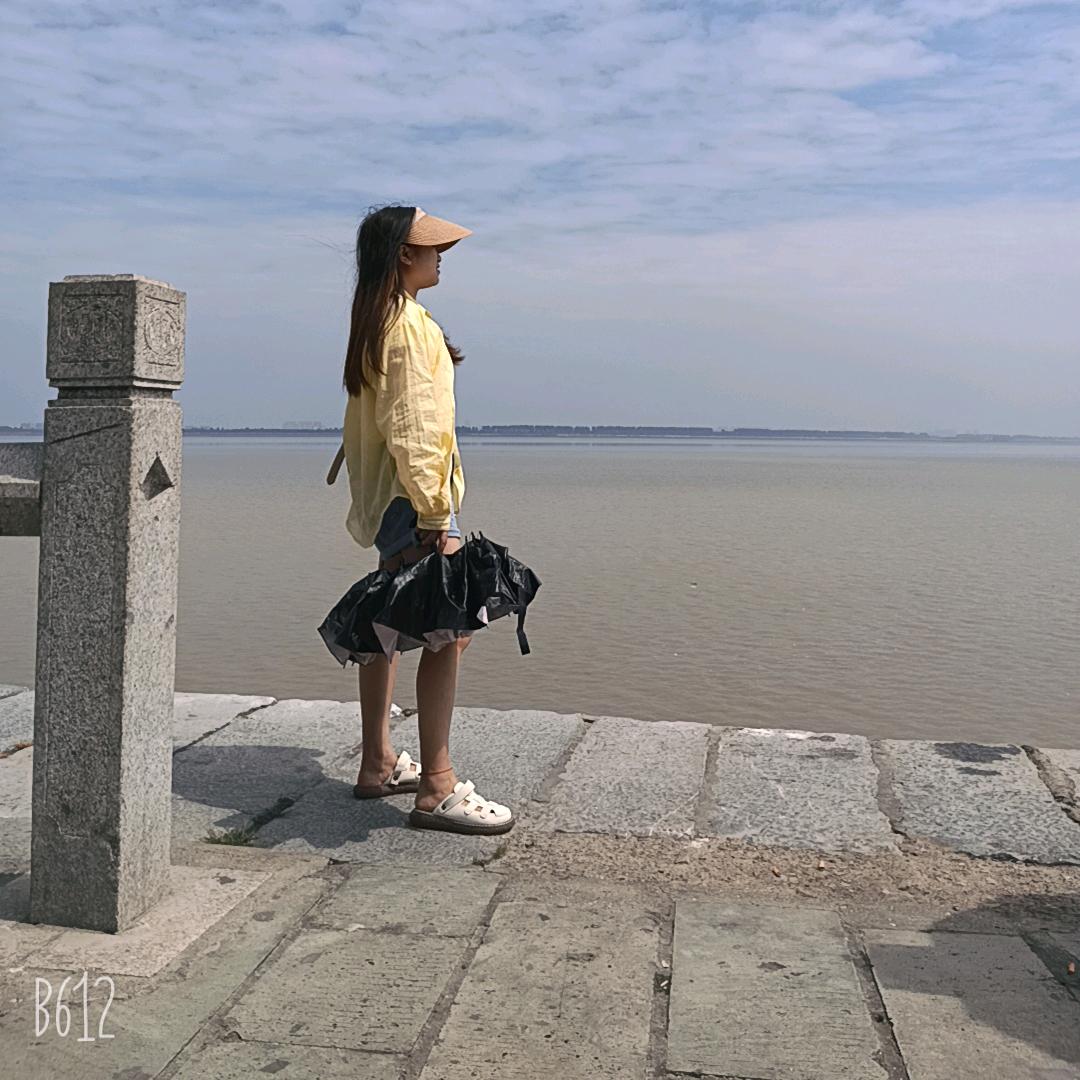 吴，，，，