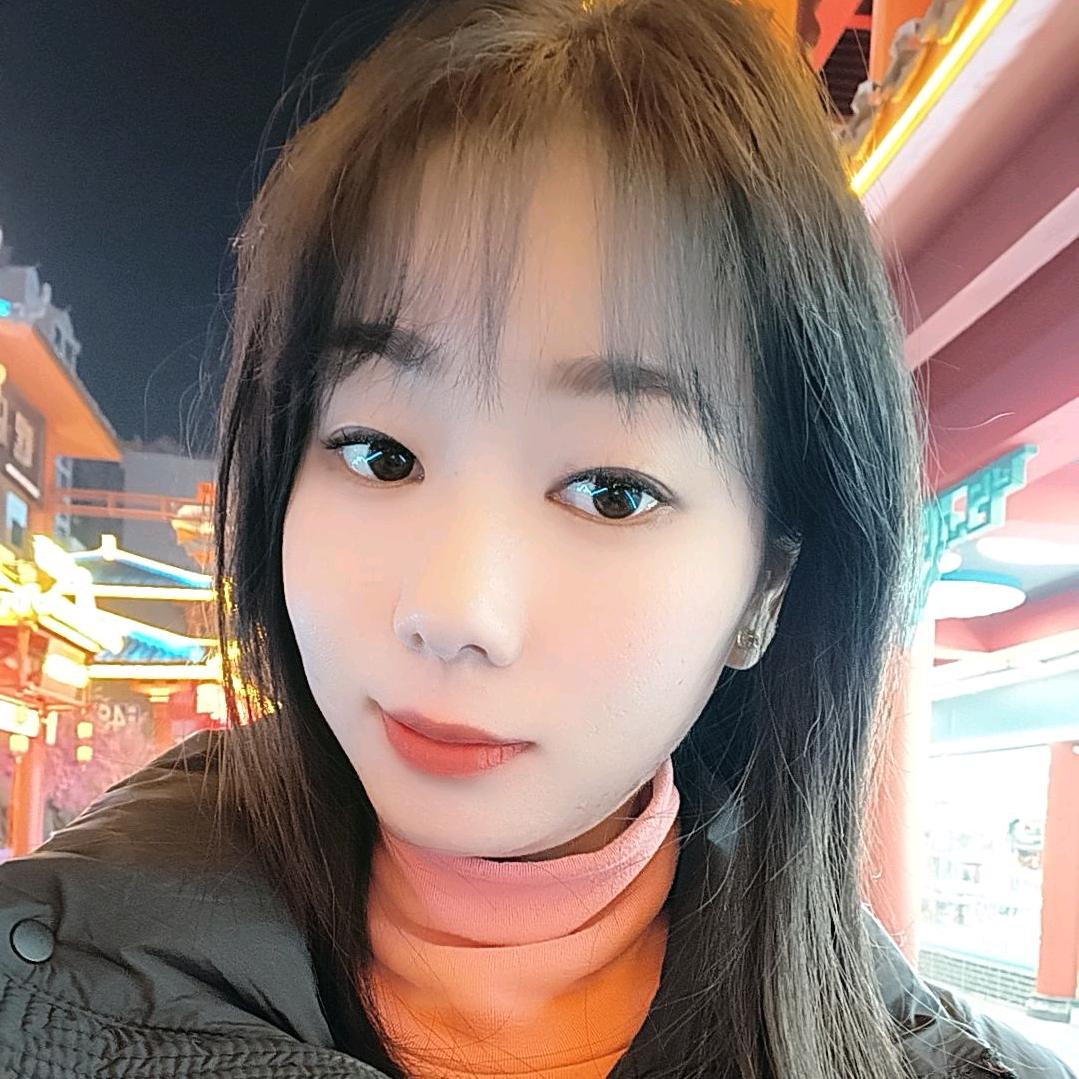 小兔牙🐰梅梅