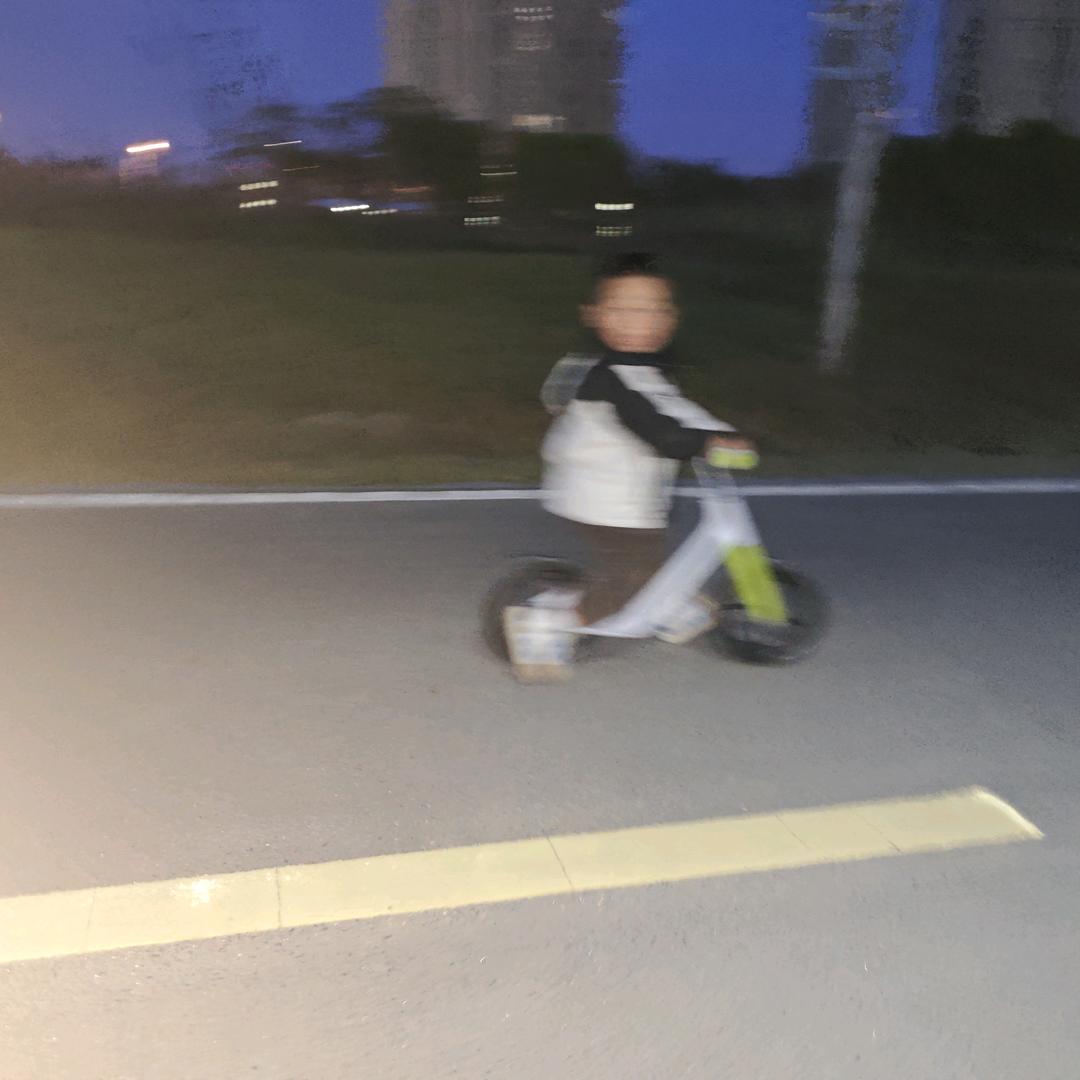 小王和老丁🌈🌈