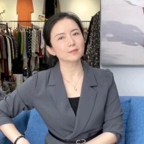 滨州香榭丽舍女装店