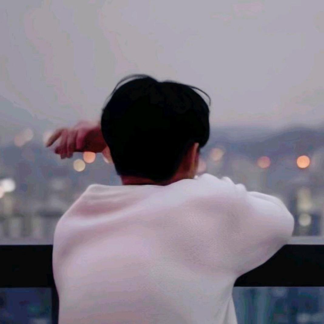是逸一吖