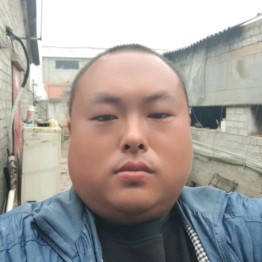 90后养猪人—金刚