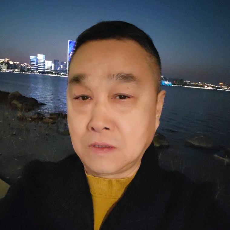 边哥
