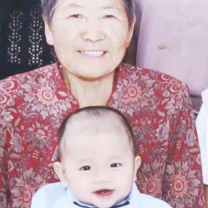 60年老党员太太日常