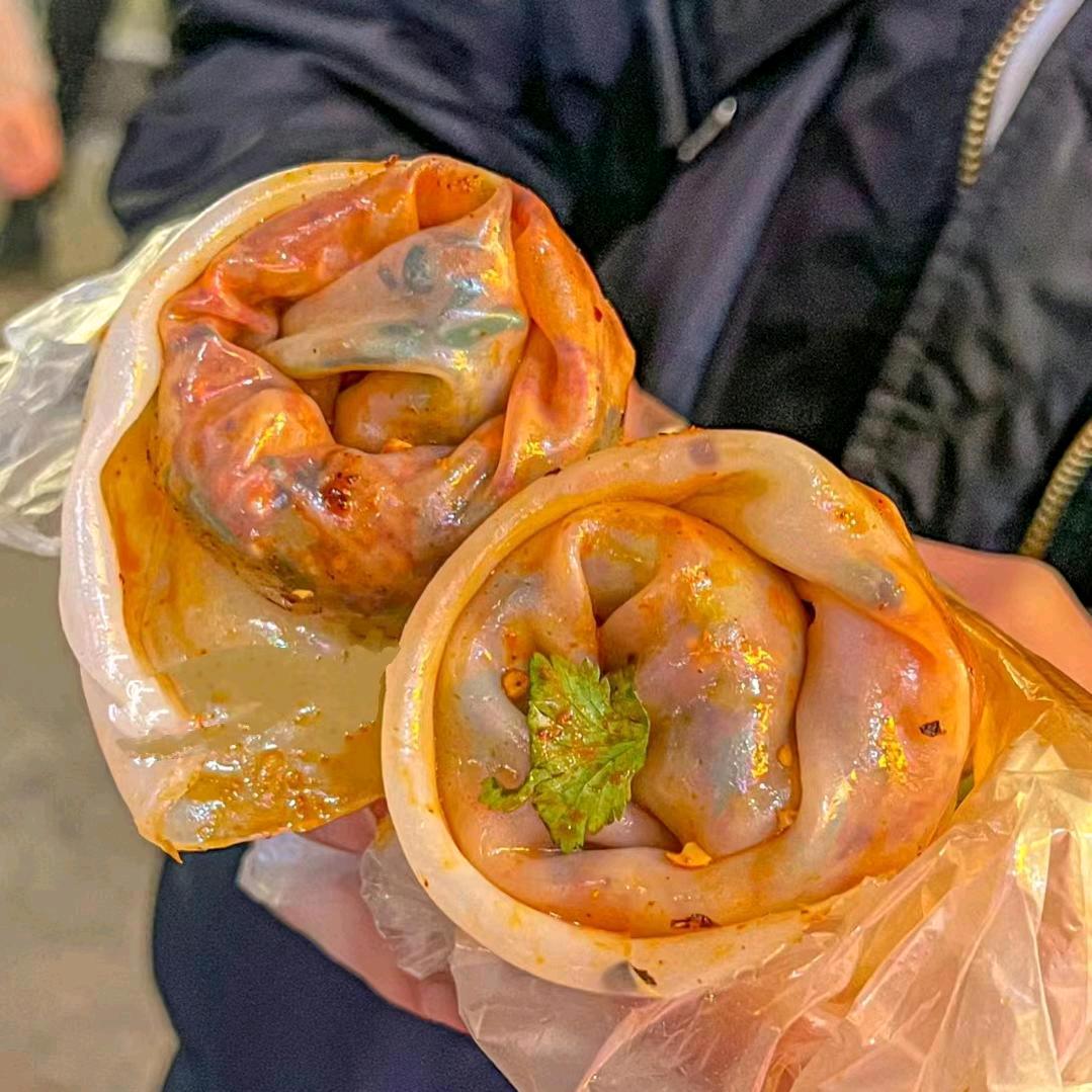 阿欣🌸（开心卷凉皮）