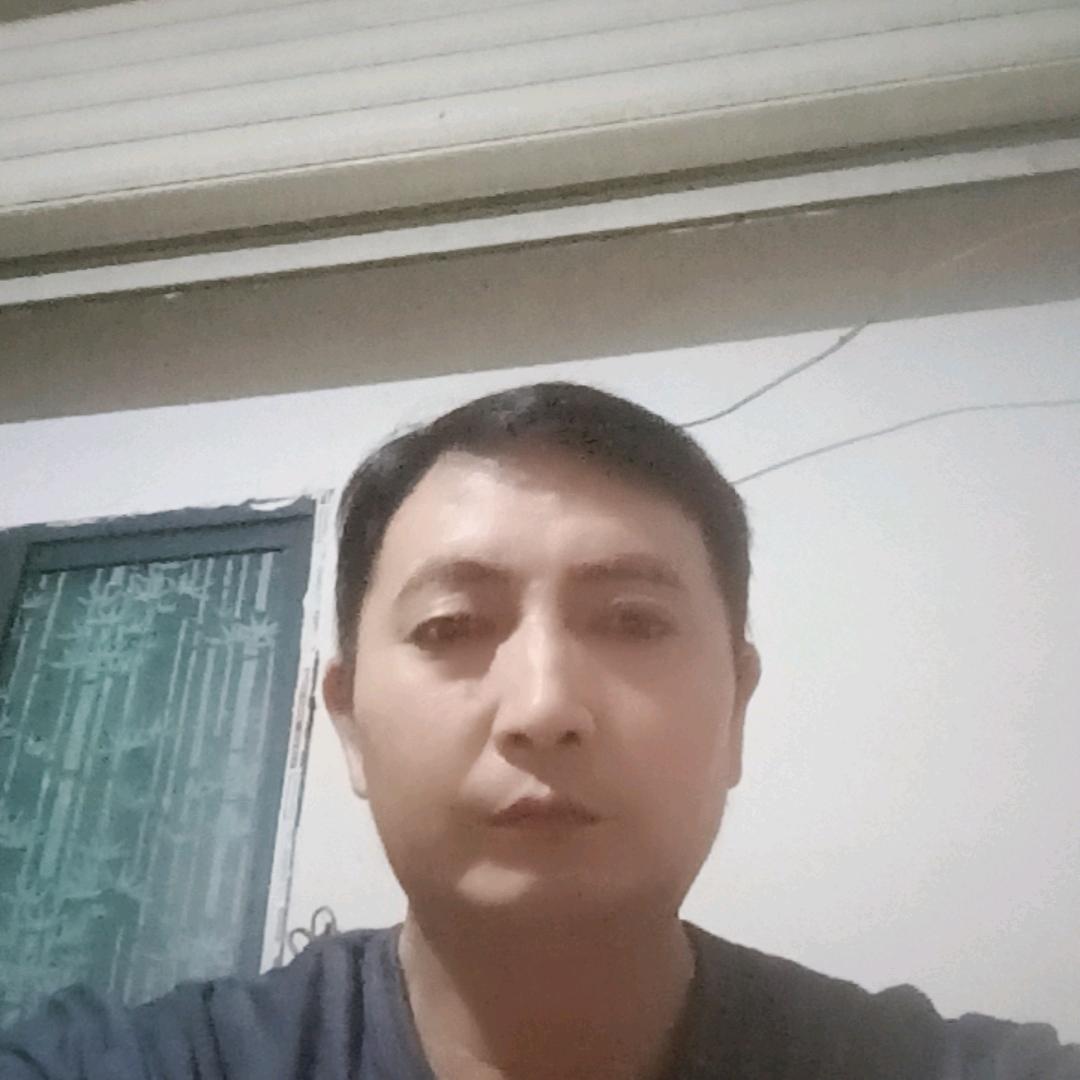 孤狼(*･´ω`･)っ[ 独行(张)☂️