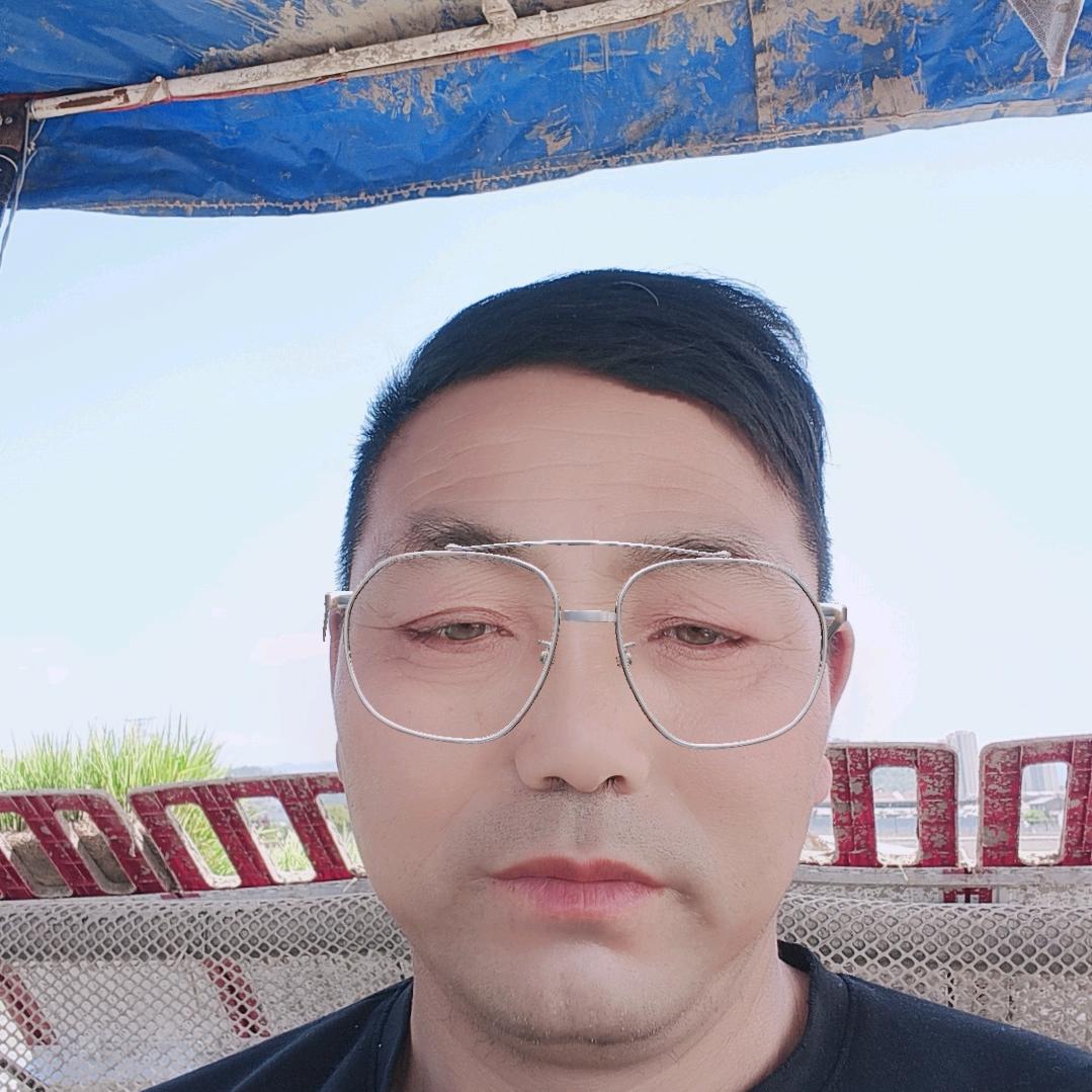 明成彩钢，太阳能批发，安装修理。
