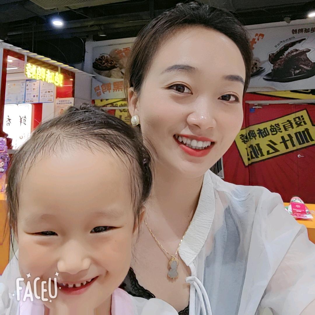 @李梅