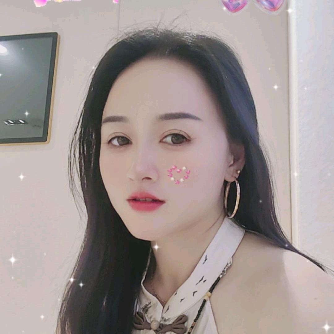 菲菲。