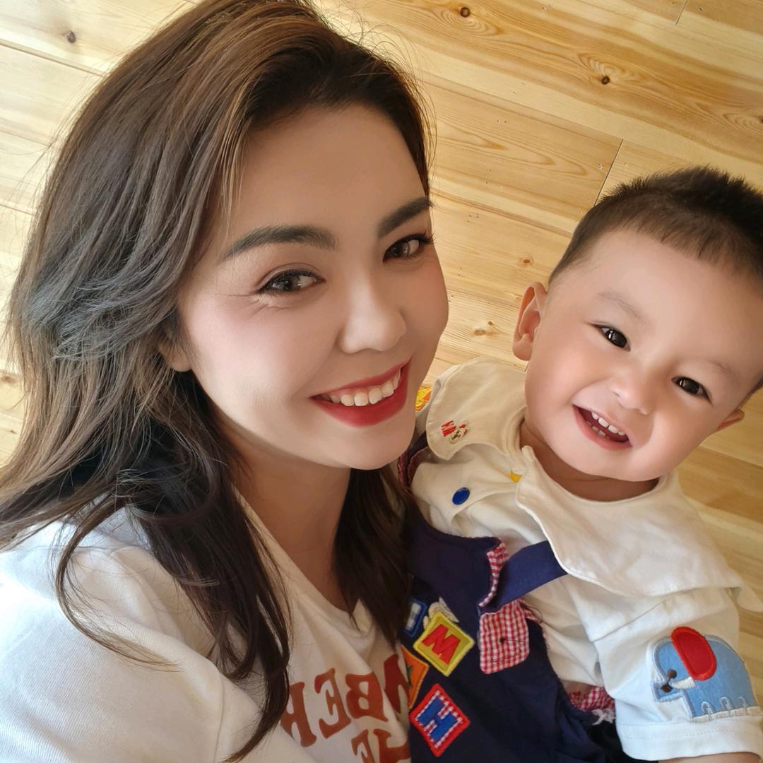 艾福然妈咪（麻麻爱摆烂）
