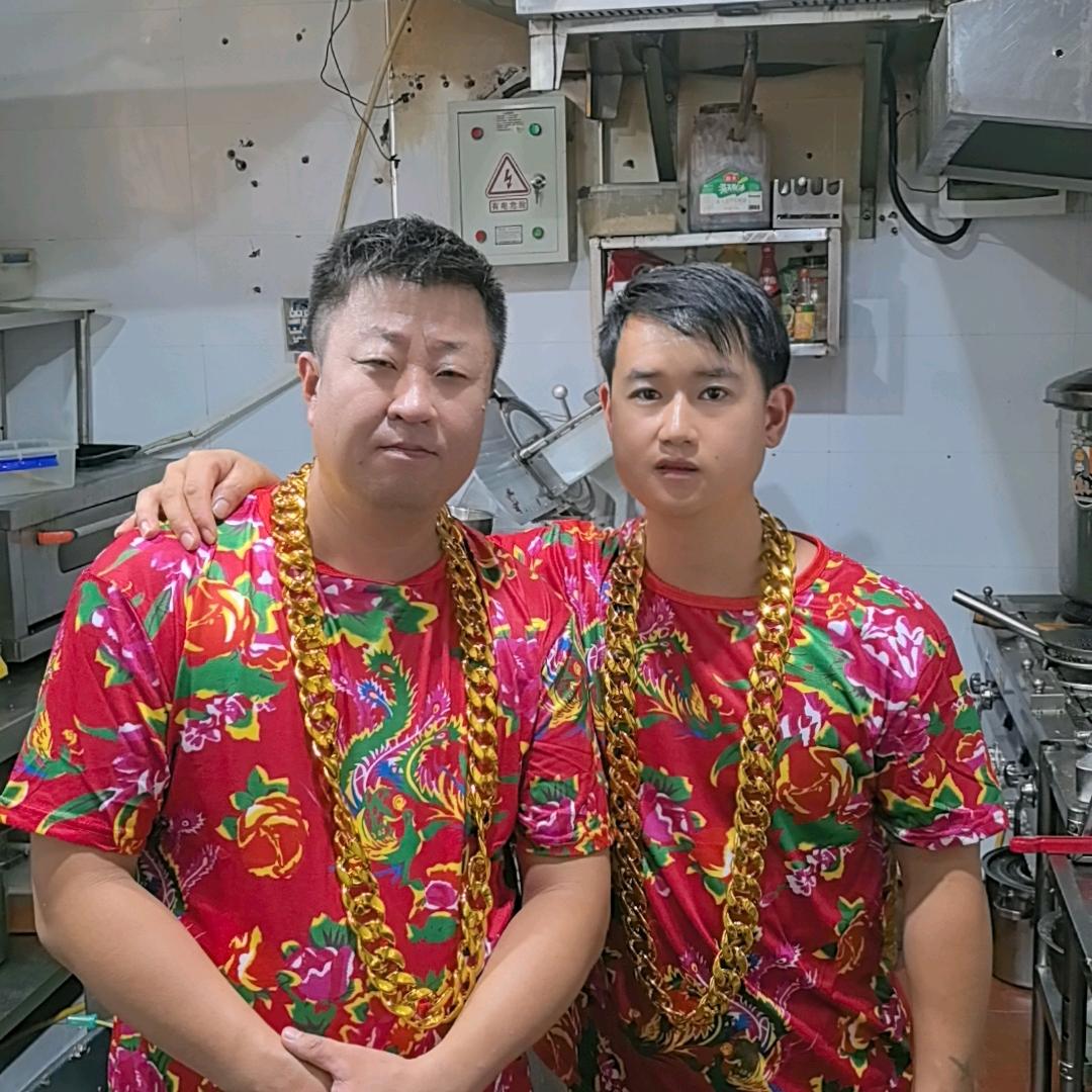 东北烧烤兄弟在上饶