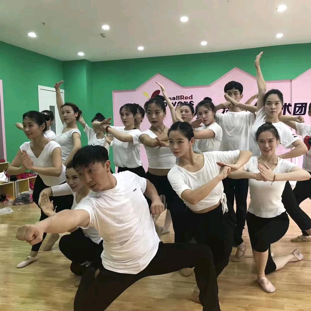 舞者周好物推荐