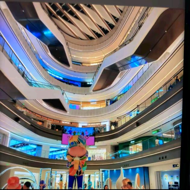 ZZ 商场运动大牌56