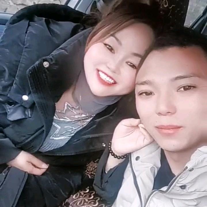 茅台烤酒行车妹！