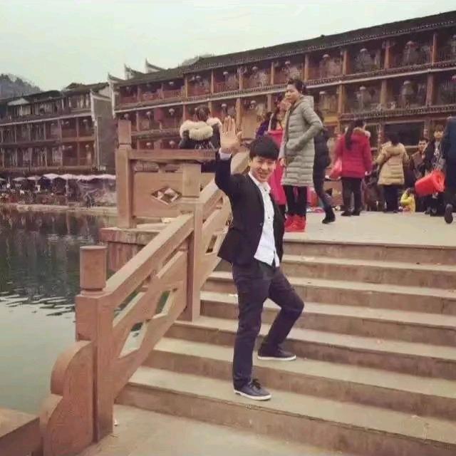 黔呈智能娱乐家具家电