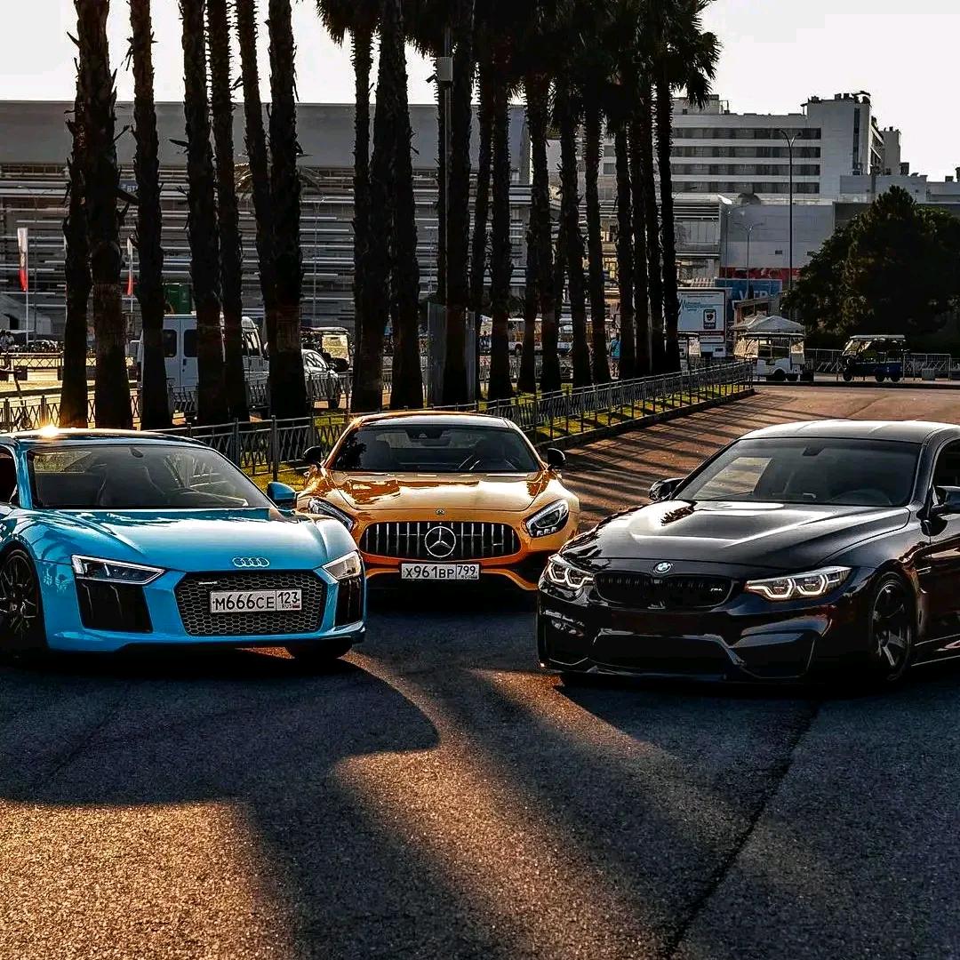 曲靖小坤二手车批发（租车）