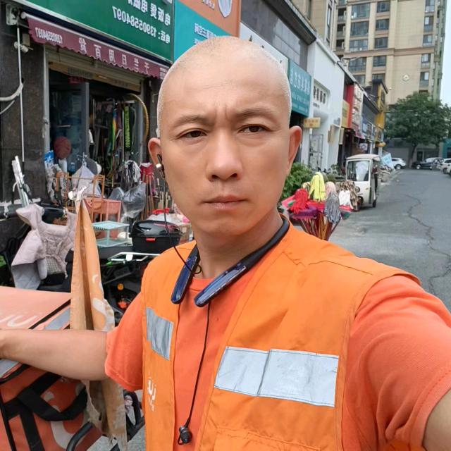 外卖小哥唱歌🎤