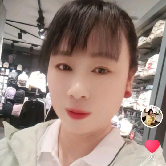 独一无二，半挂女司机