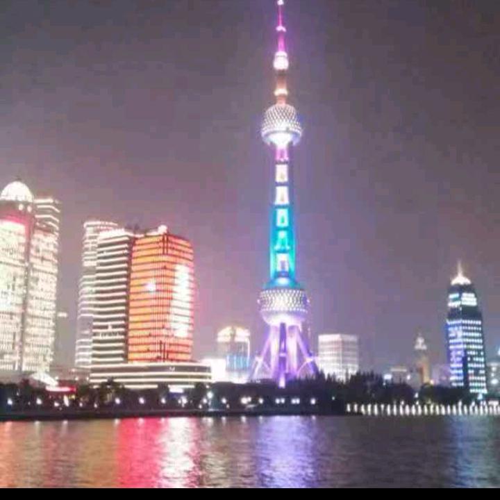 天高地阔