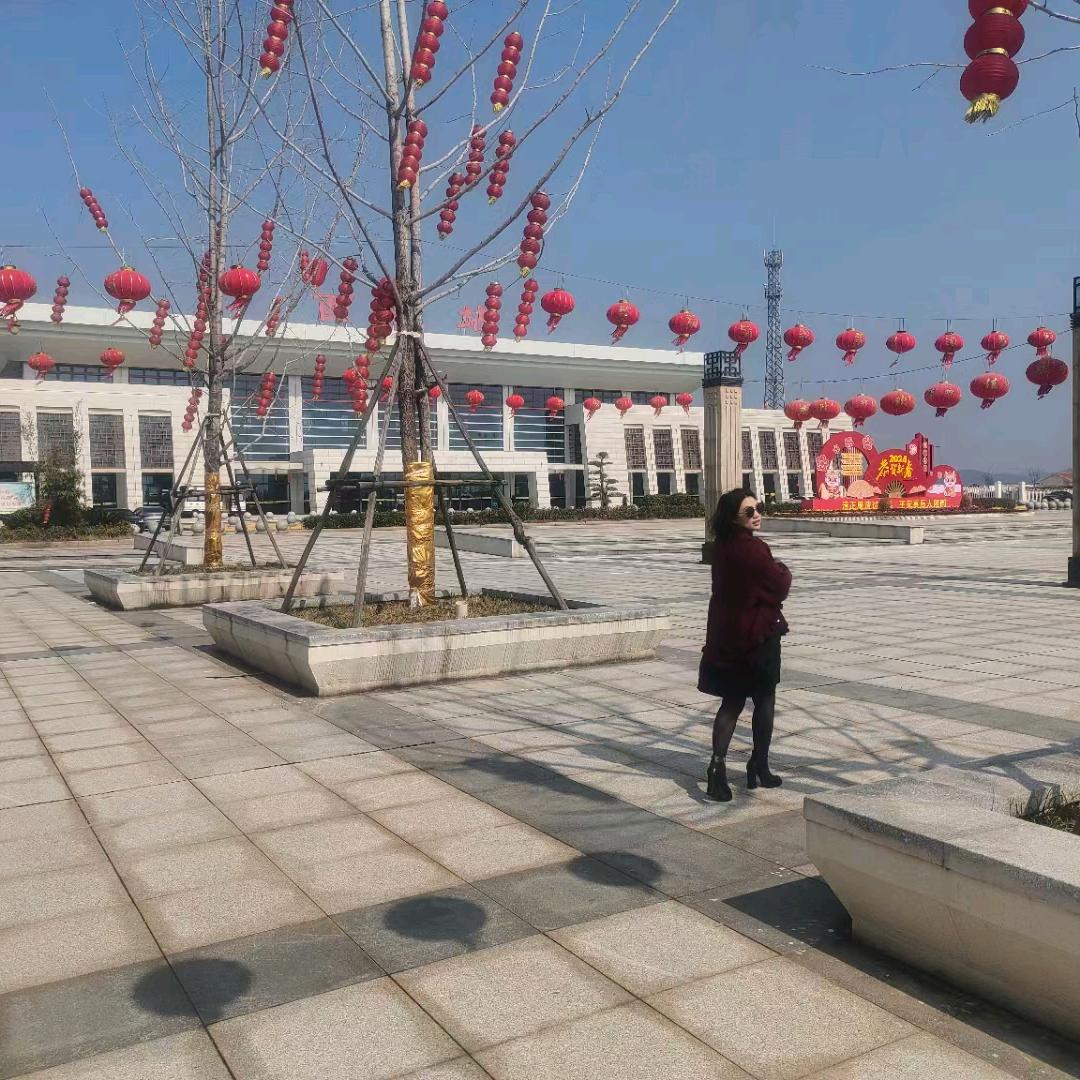 彬逸